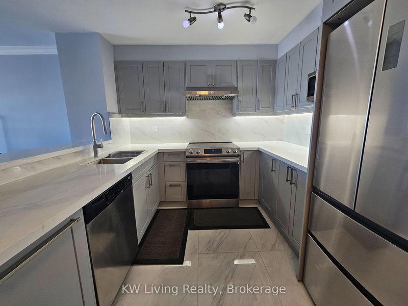 PH11 - 2155 Burnhamthorpe Rd W, Mississauga, L5L 5P4 | Image 3