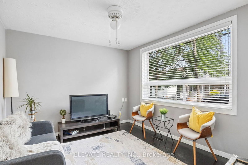 120 Brandon Ave, Toronto, M6H 2E1 | Image 3