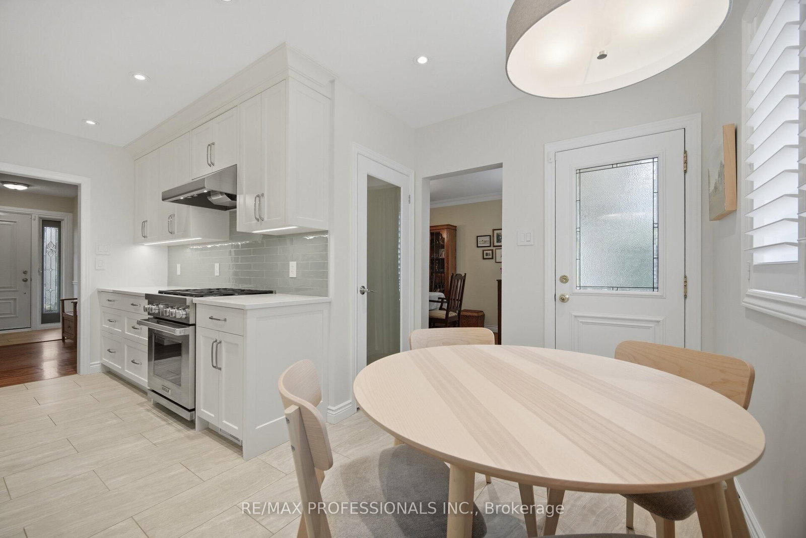 Detached House for sale at 1448 Glenwatson Drive, Mississauga, Ontario, L5E 2V9 - Lakeview - MLS: W12976920