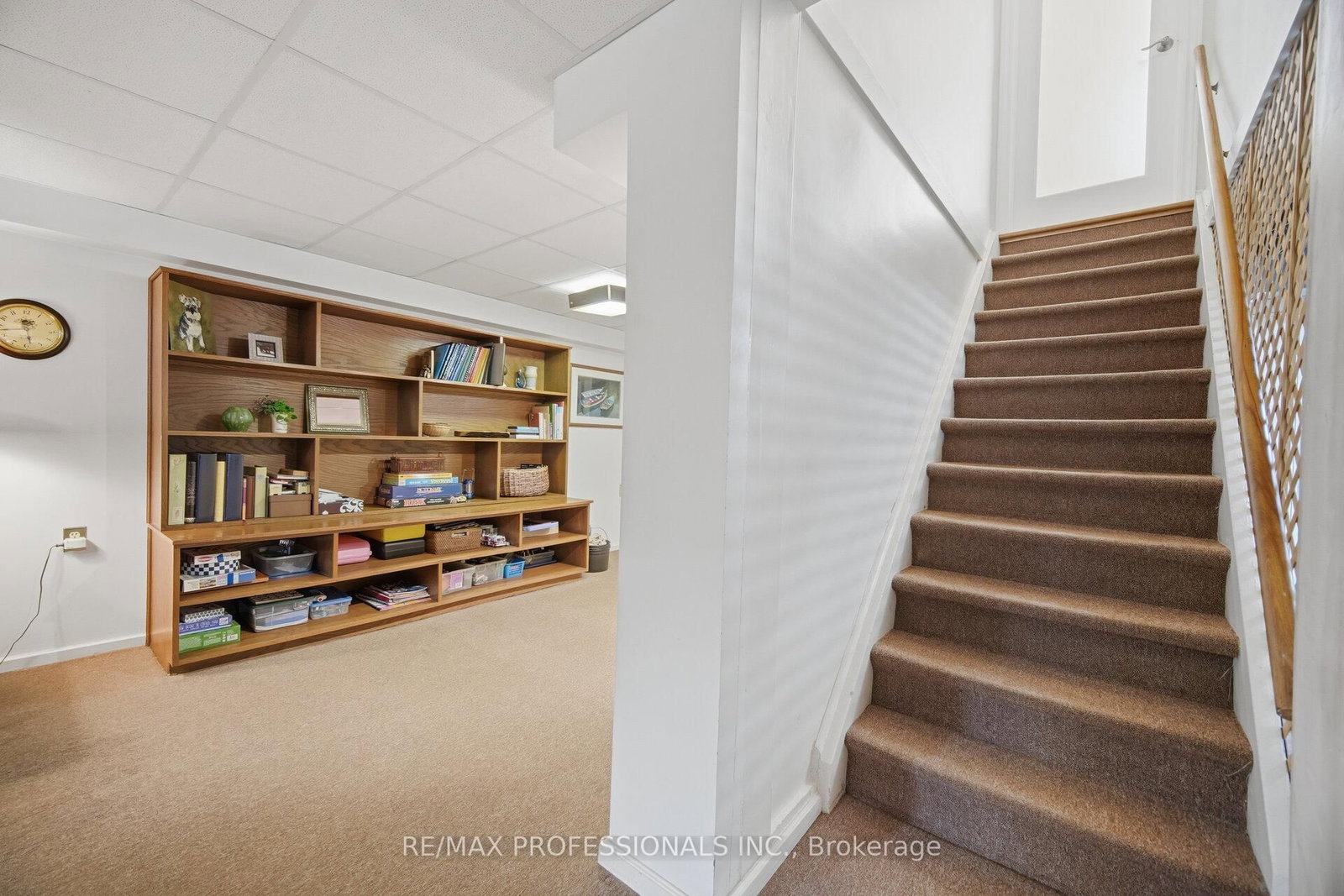 Detached House for sale at 1448 Glenwatson Drive, Mississauga, Ontario, L5E 2V9 - Lakeview - MLS: W12976920