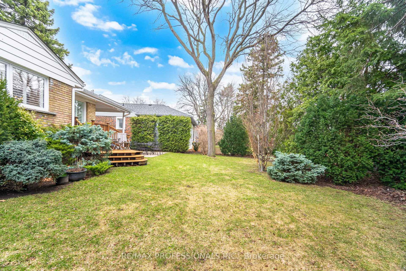 Detached House for sale at 1448 Glenwatson Drive, Mississauga, Ontario, L5E 2V9 - Lakeview - MLS: W12976920