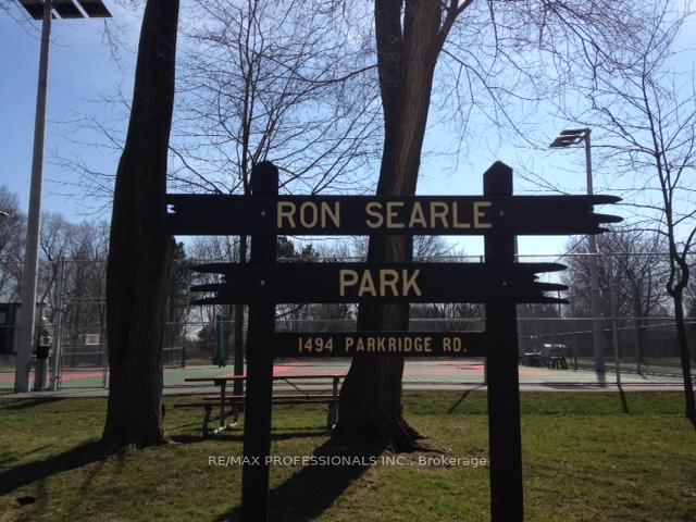 Detached House for sale at 1448 Glenwatson Drive, Mississauga, Ontario, L5E 2V9 - Lakeview - MLS: W12976920