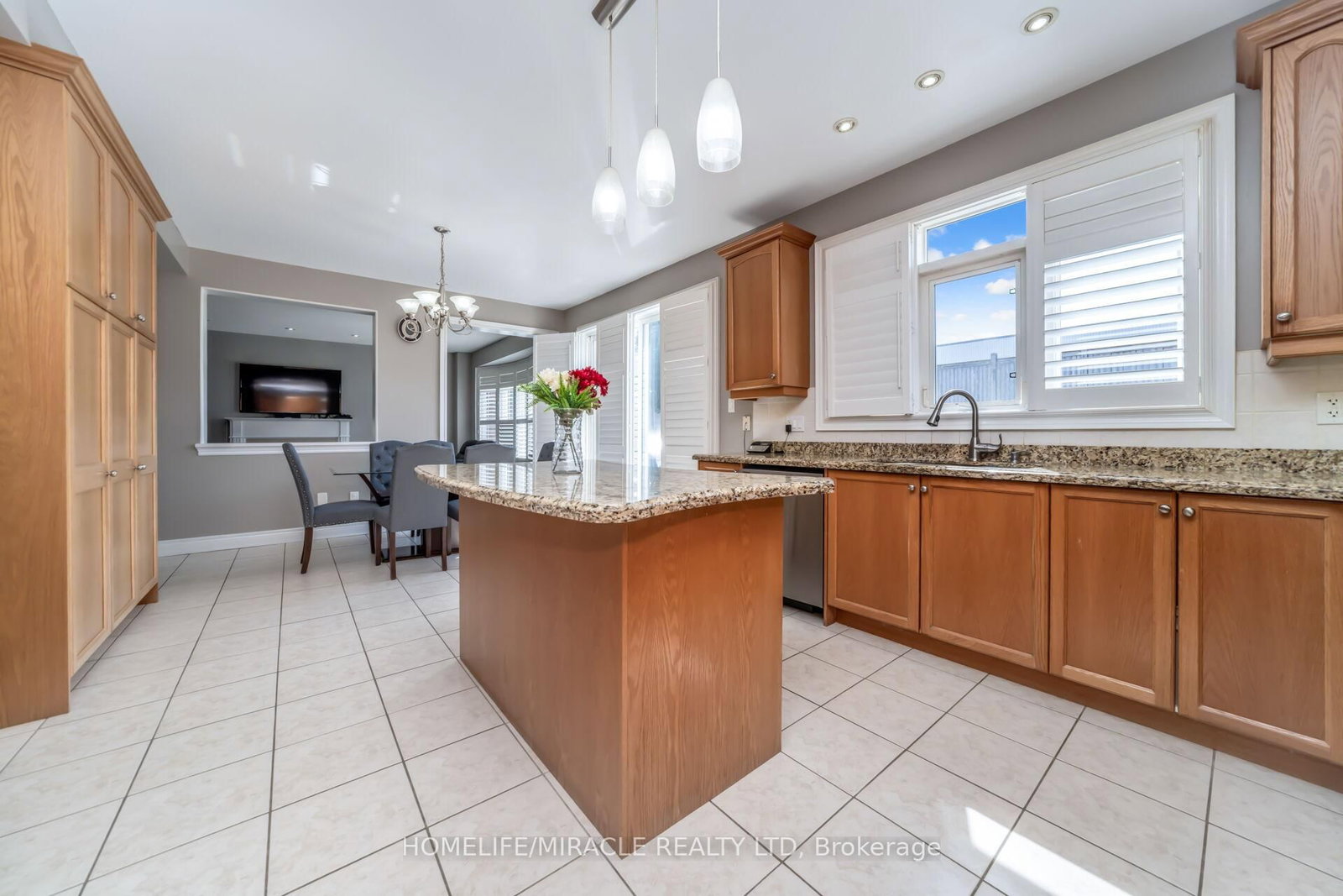 Detached House for sale at 32 Xavier Court, Brampton, Ontario, L6Y 5S1 - Bram West - MLS: W12976926