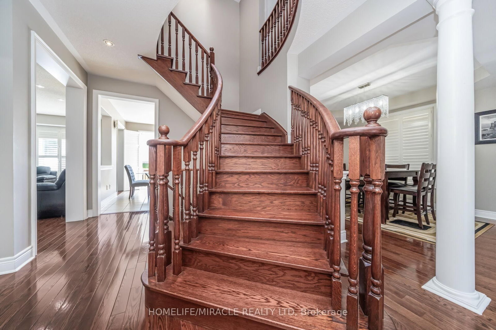 Detached House for sale at 32 Xavier Court, Brampton, Ontario, L6Y 5S1 - Bram West - MLS: W12976926