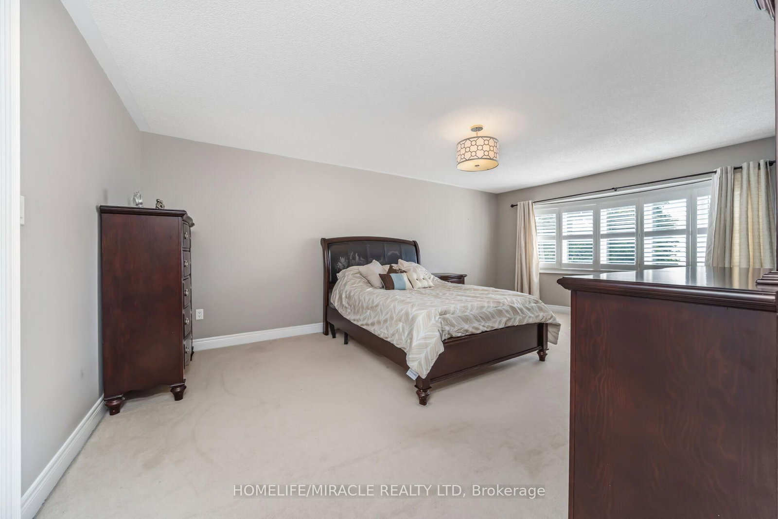 Detached House for sale at 32 Xavier Court, Brampton, Ontario, L6Y 5S1 - Bram West - MLS: W12976926