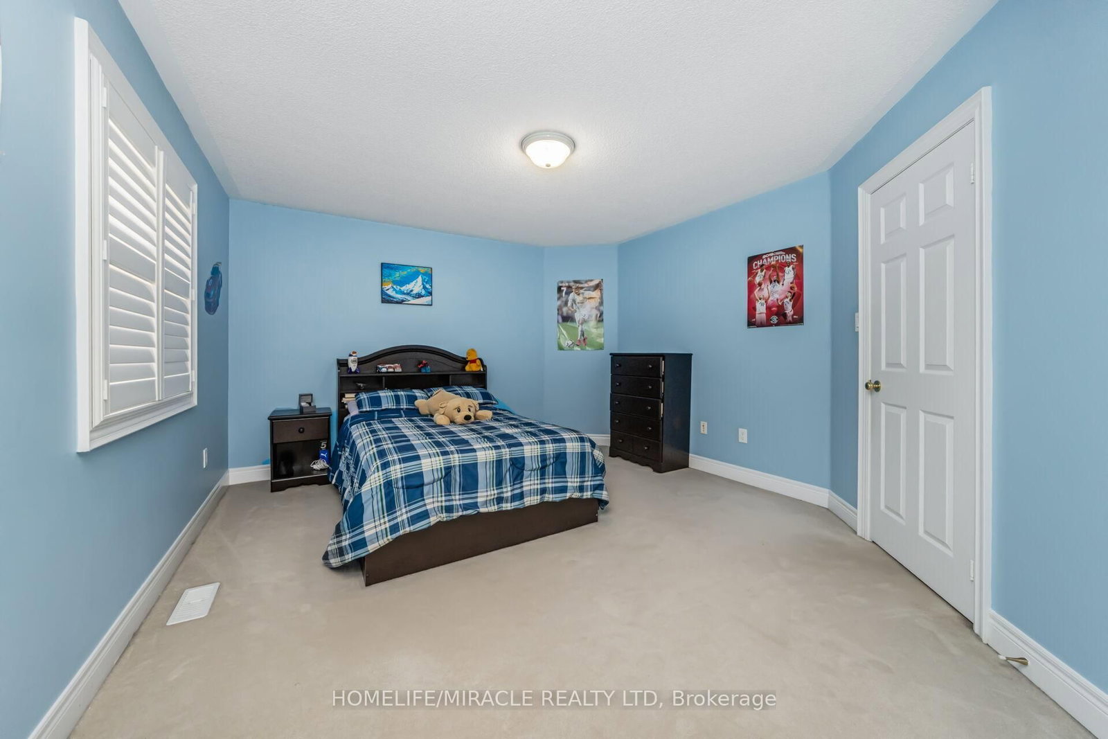 Detached House for sale at 32 Xavier Court, Brampton, Ontario, L6Y 5S1 - Bram West - MLS: W12976926