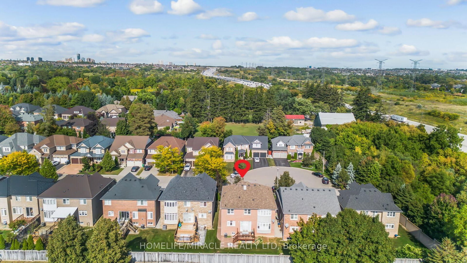 Detached House for sale at 32 Xavier Court, Brampton, Ontario, L6Y 5S1 - Bram West - MLS: W12976926