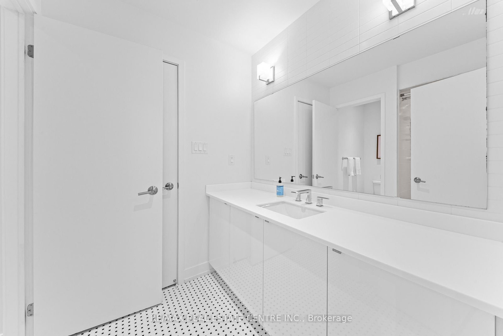 Detached House for sale at 189 Lionhead Golf Club Road, Brampton, Ontario, L6Y 6C1 - Bram West - MLS: W12976950