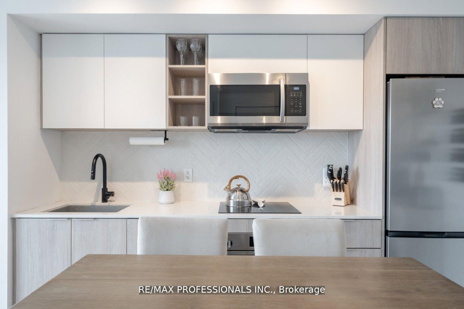 36 Zorra Street, Unit 305 - Photo 11