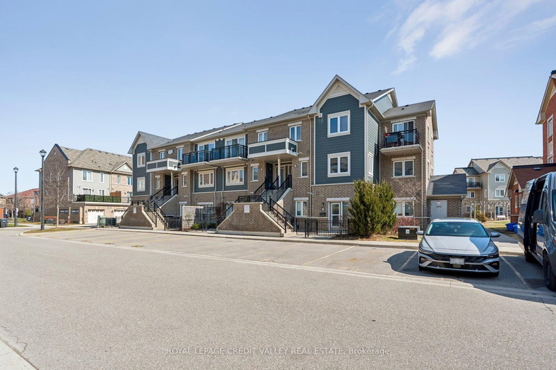 266 - 250 Sunny Meadow Blvd, Brampton, L6R 3Y7 | Image 2