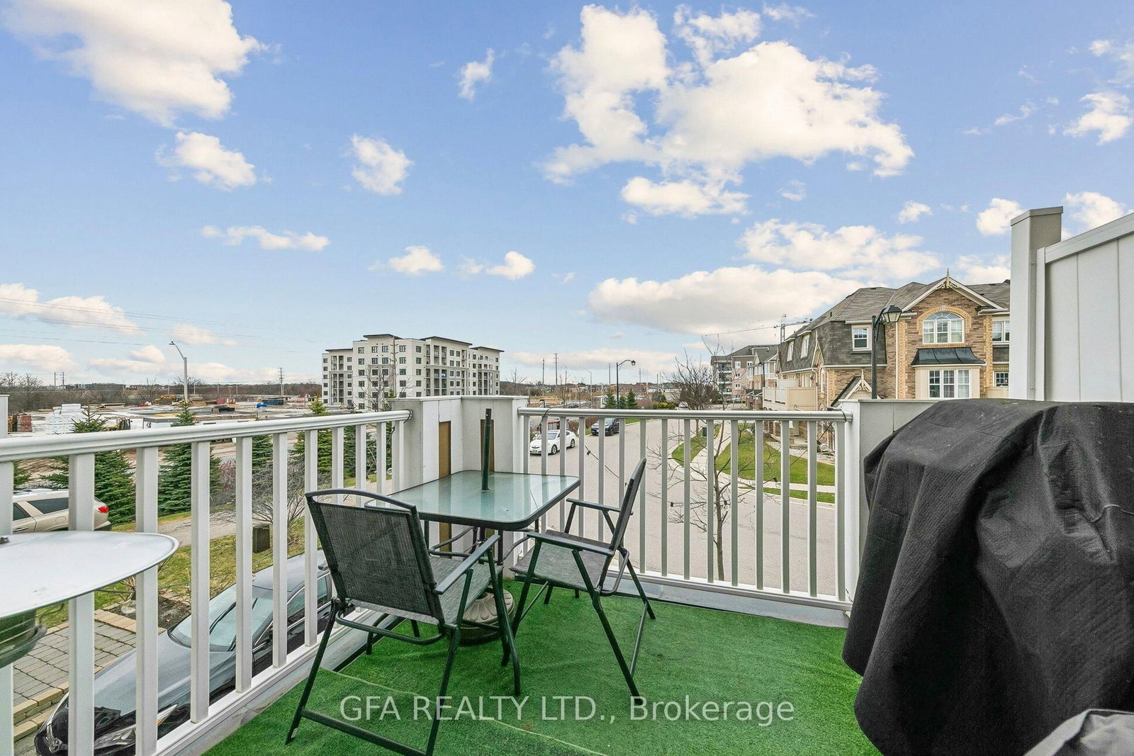 Townhouse for sale at 937 Nadalin Heights, Milton, Ontario, L9T 8R2 - Willmott - MLS: W12977058