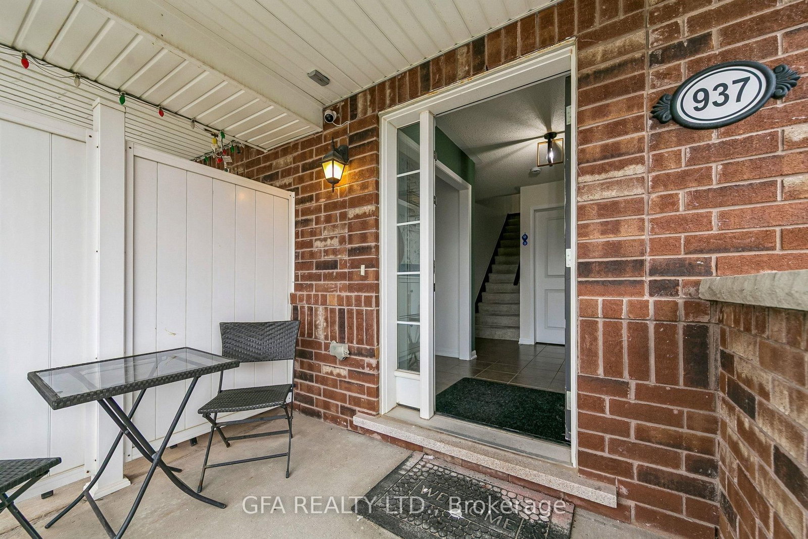 Townhouse for sale at 937 Nadalin Heights, Milton, Ontario, L9T 8R2 - Willmott - MLS: W12977058