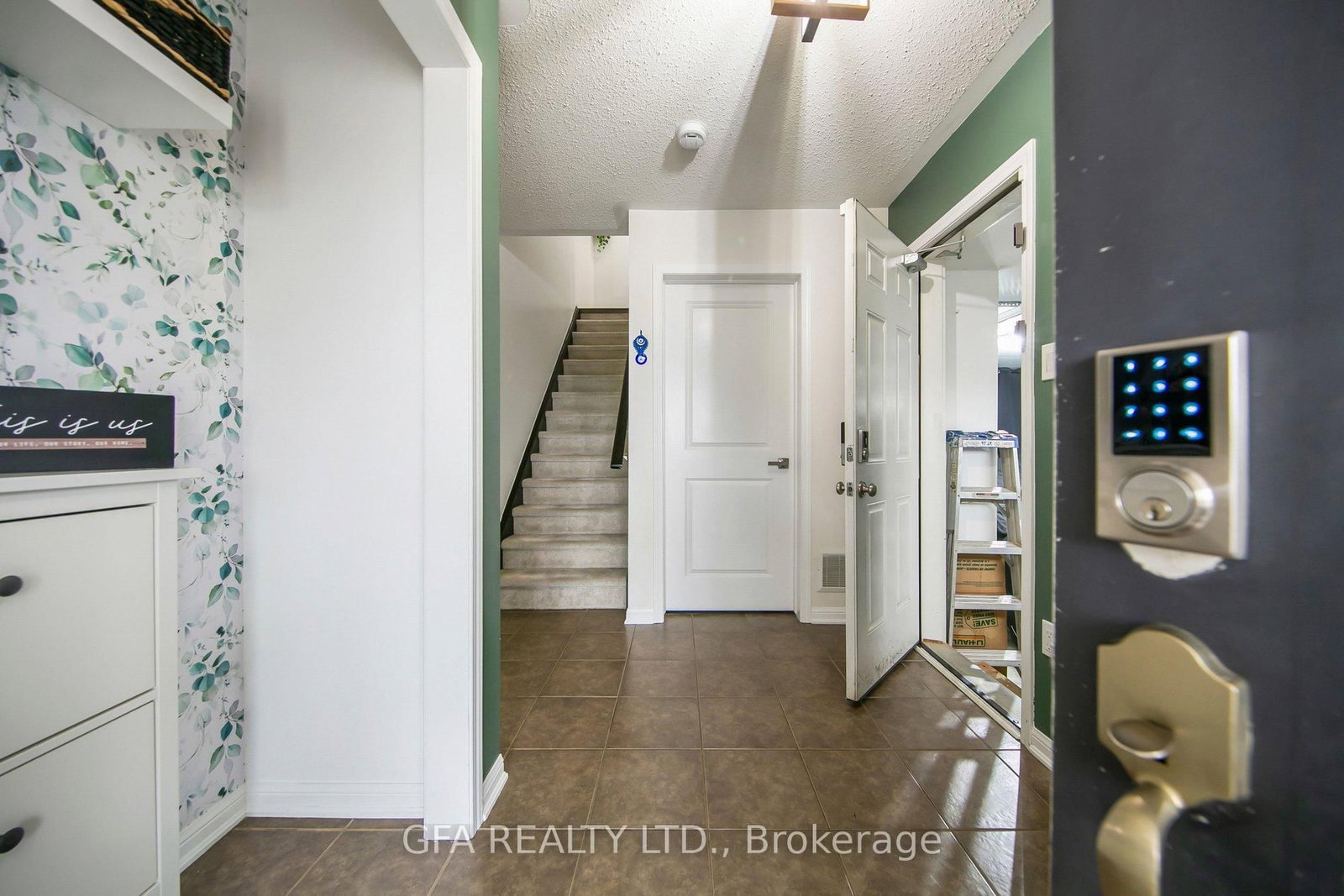 Townhouse for sale at 937 Nadalin Heights, Milton, Ontario, L9T 8R2 - Willmott - MLS: W12977058