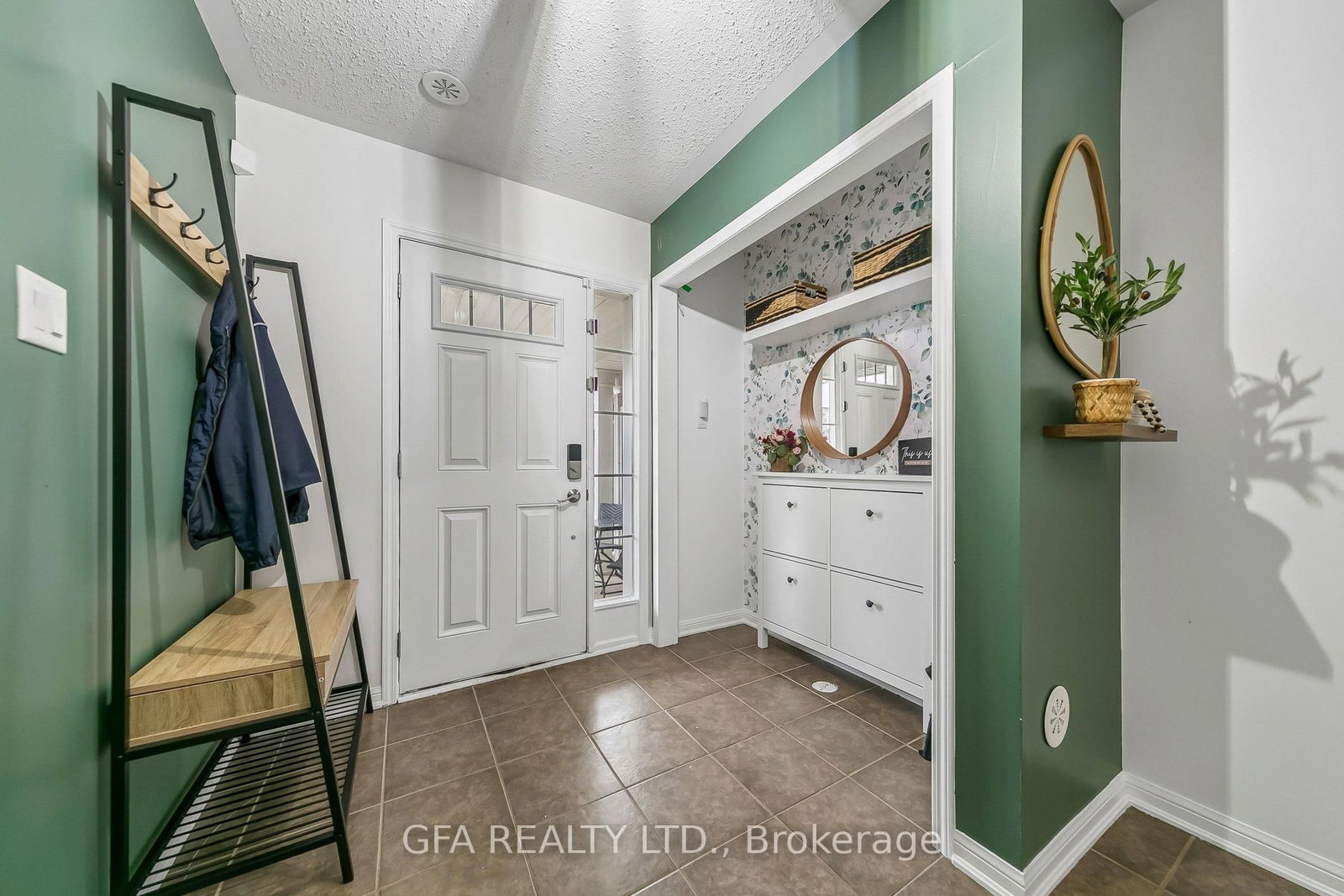 Townhouse for sale at 937 Nadalin Heights, Milton, Ontario, L9T 8R2 - Willmott - MLS: W12977058