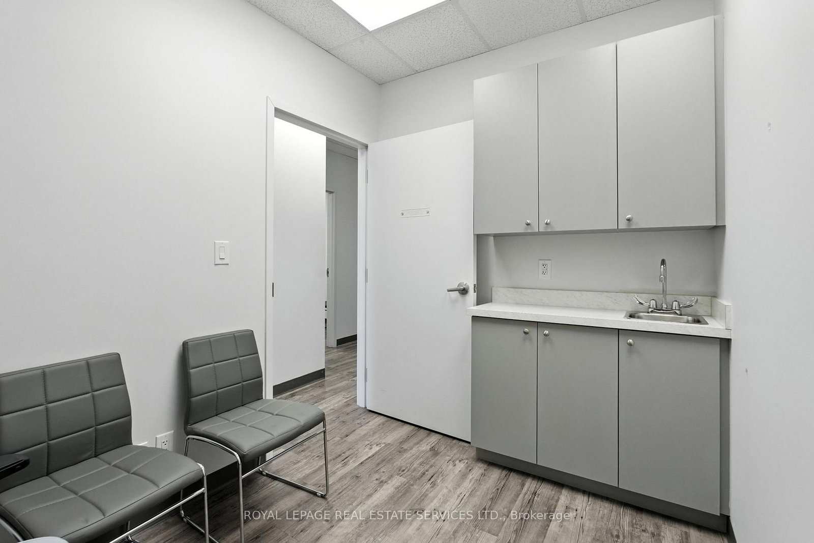3075 Hospital Gate, Unit 419 - Photo 16