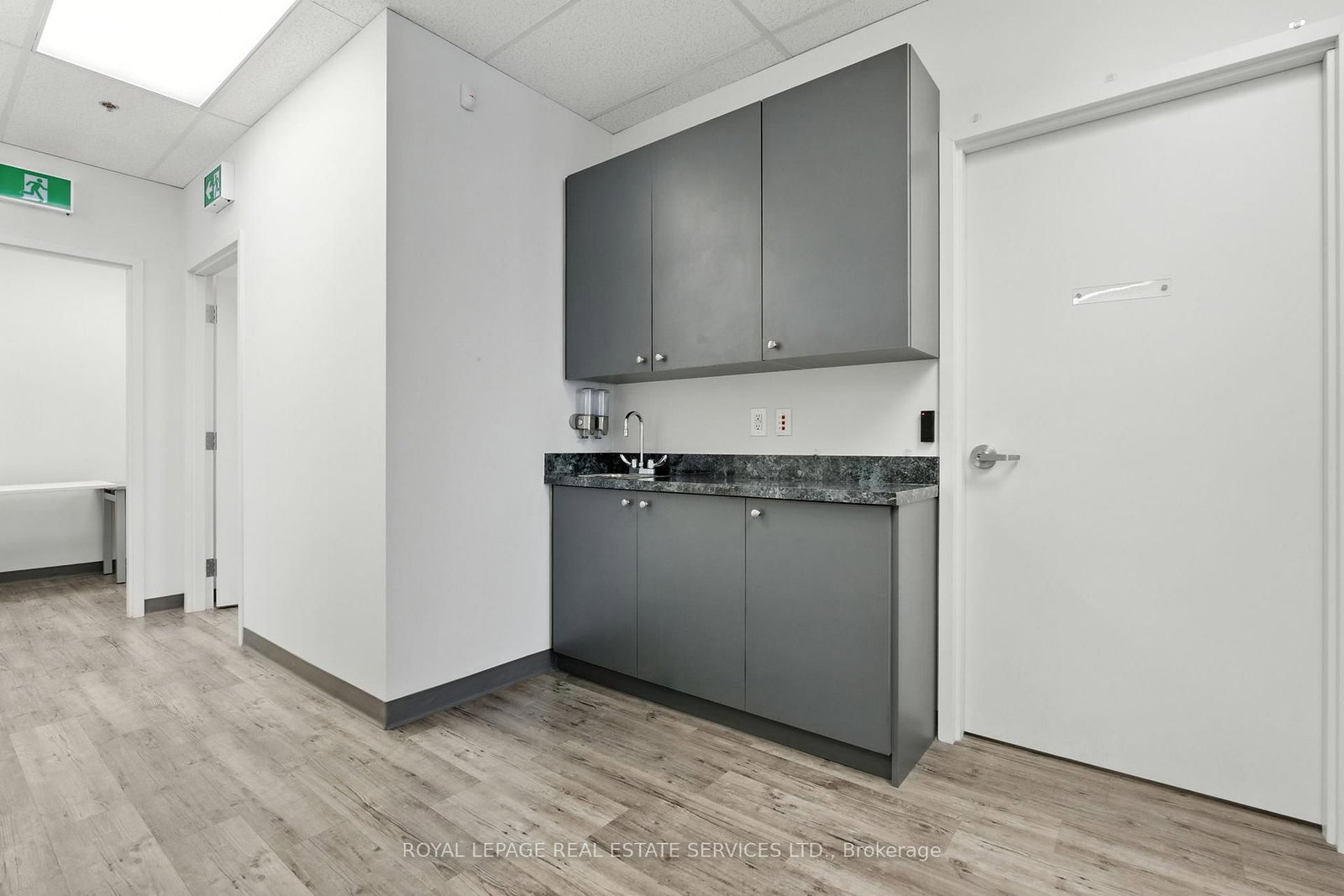 3075 Hospital Gate, Unit 419 - Photo 17