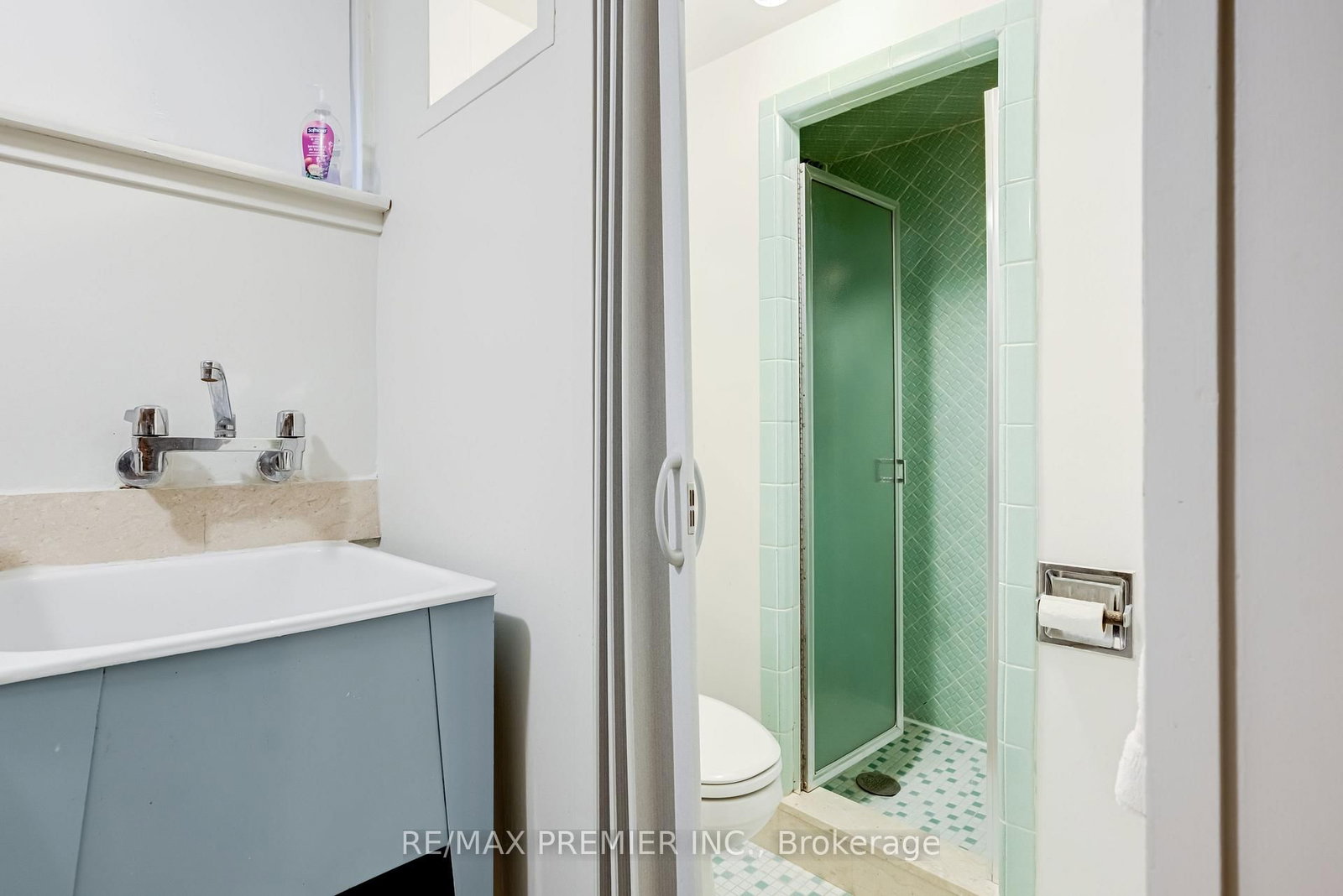 Detached House for sale at 52 Richardson Avenue, Toronto, Ontario, M6M 3R9 - Beechborough-Greenbrook - MLS: W12977120