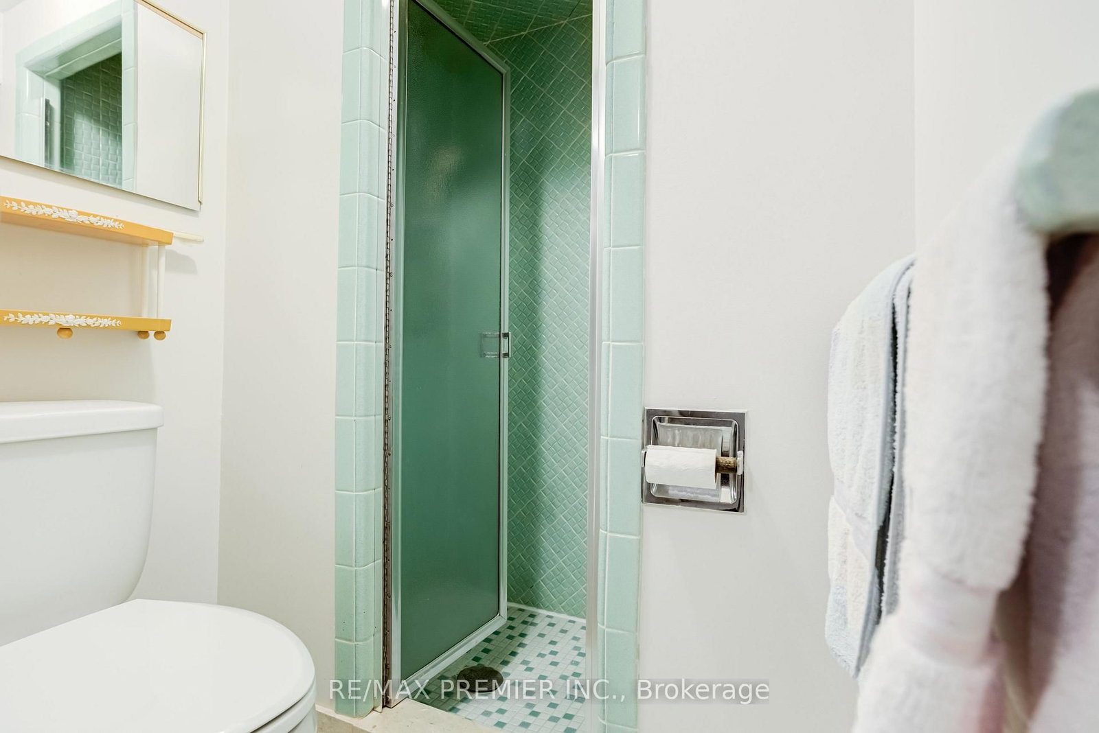 Detached House for sale at 52 Richardson Avenue, Toronto, Ontario, M6M 3R9 - Beechborough-Greenbrook - MLS: W12977120