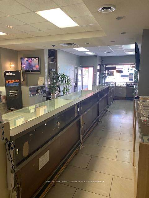 45 Main St N, Brampton, L6X 1M8 | Image 3