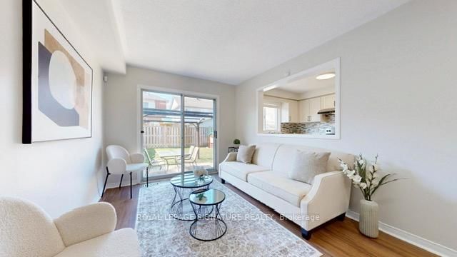 Semi-Detached House for sale at 263 Pettigrew Trail, Milton, Ontario, L9T 5X7 - Dempsey - MLS: W12977172