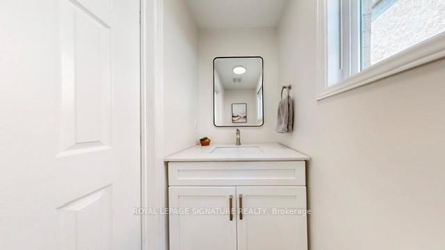 Semi-Detached House for sale at 263 Pettigrew Trail, Milton, Ontario, L9T 5X7 - Dempsey - MLS: W12977172