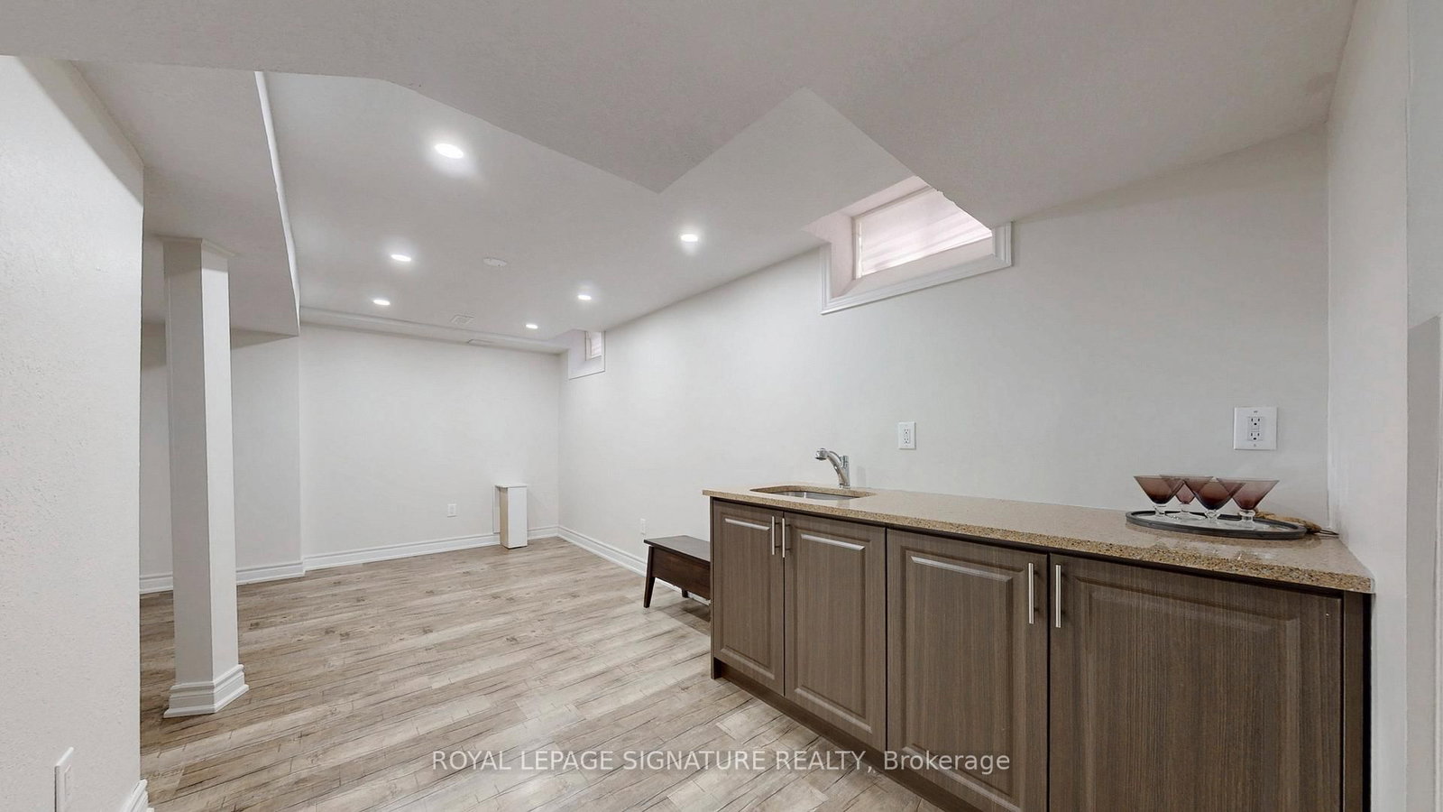 Semi-Detached House for sale at 263 Pettigrew Trail, Milton, Ontario, L9T 5X7 - Dempsey - MLS: W12977172