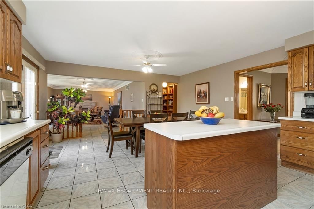 266 Sumach Drive - Photo 11