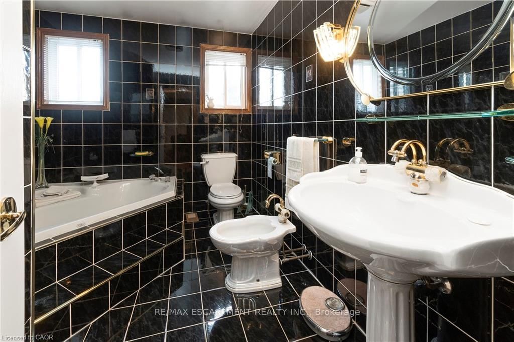 266 Sumach Drive - Photo 26