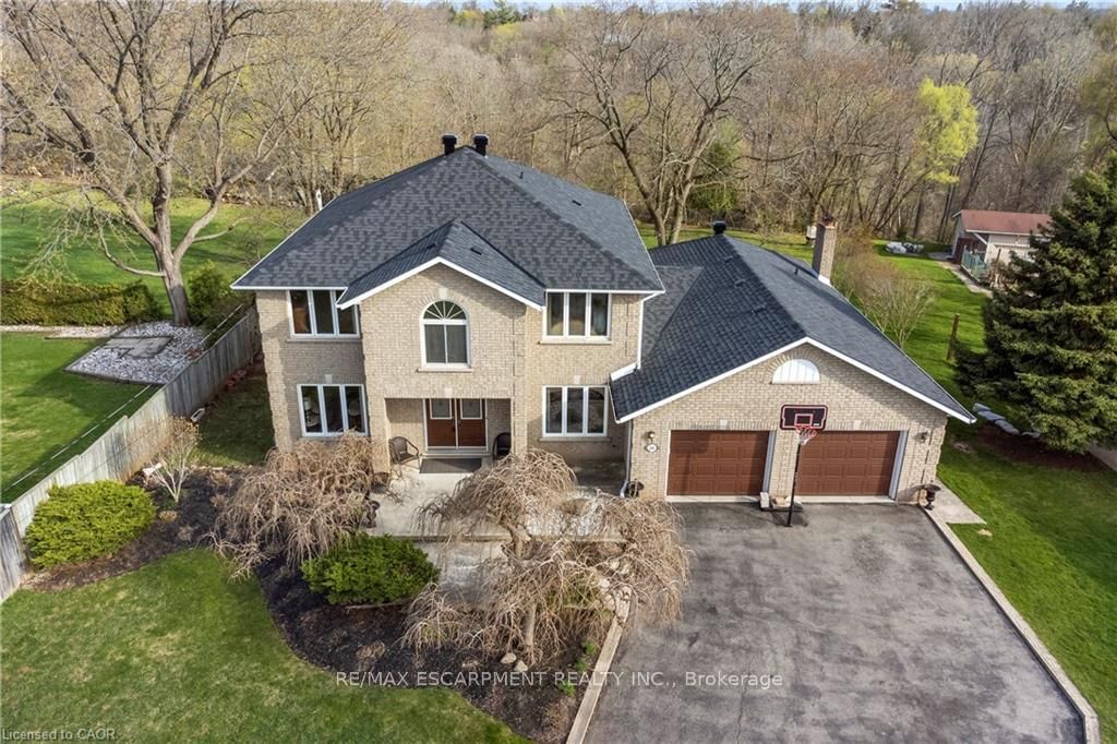 266 Sumach Drive - Photo 4