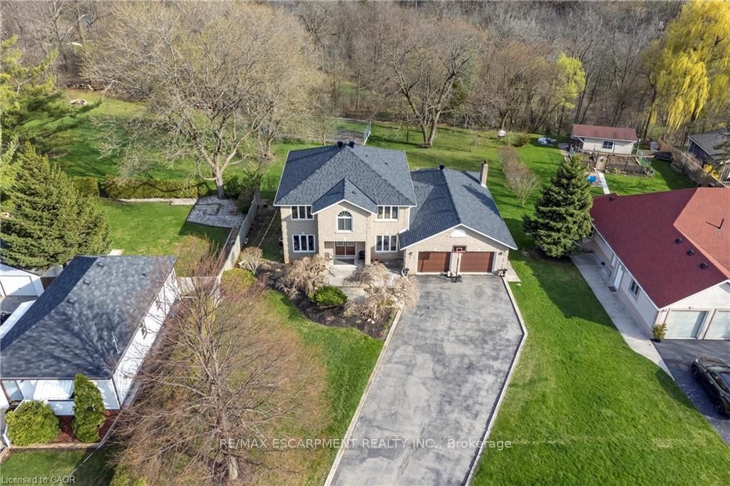 266 Sumach Drive - Photo 5