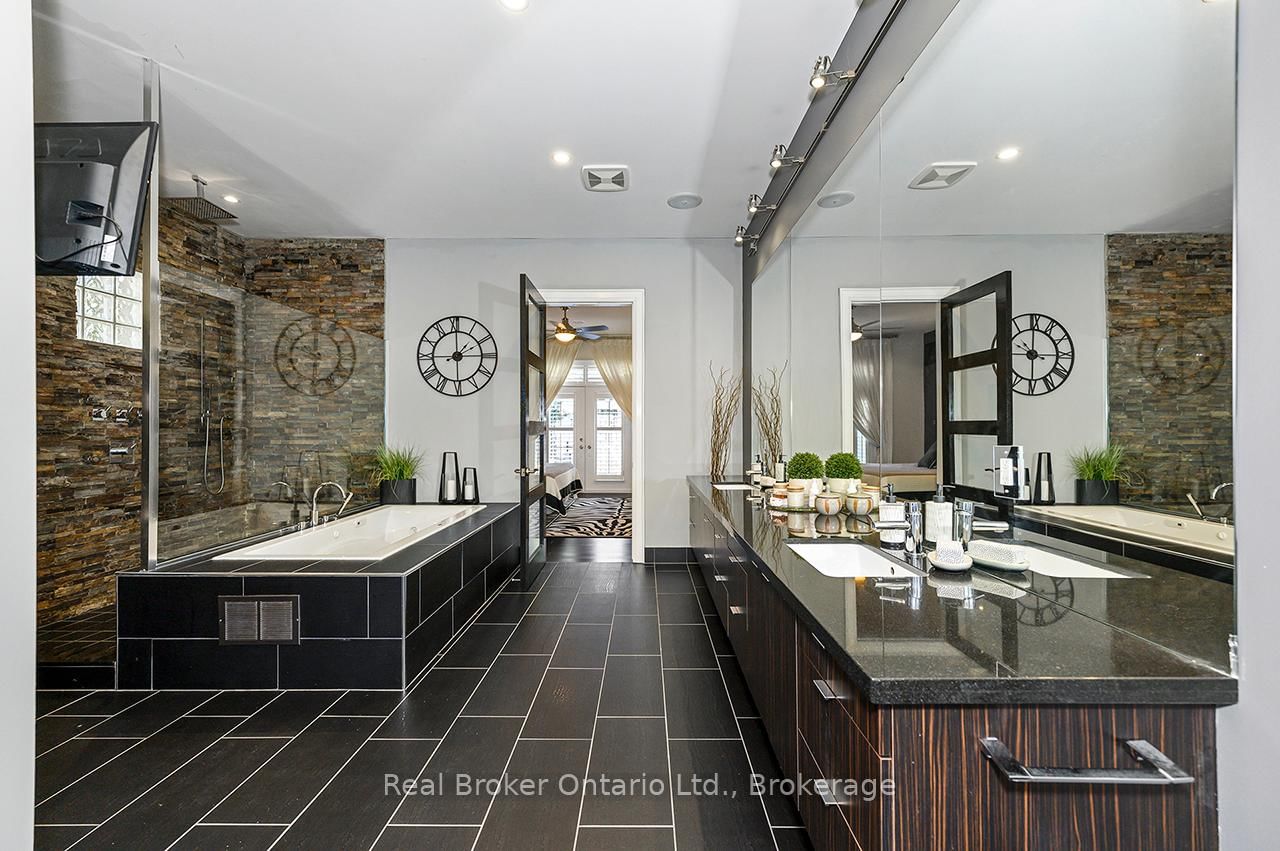 4507 Lakeshore Road - Photo 22