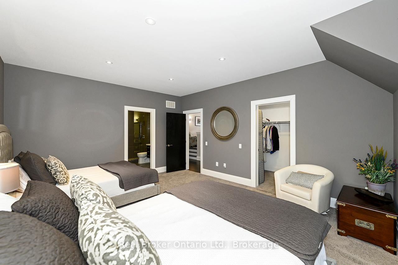 4507 Lakeshore Road - Photo 32