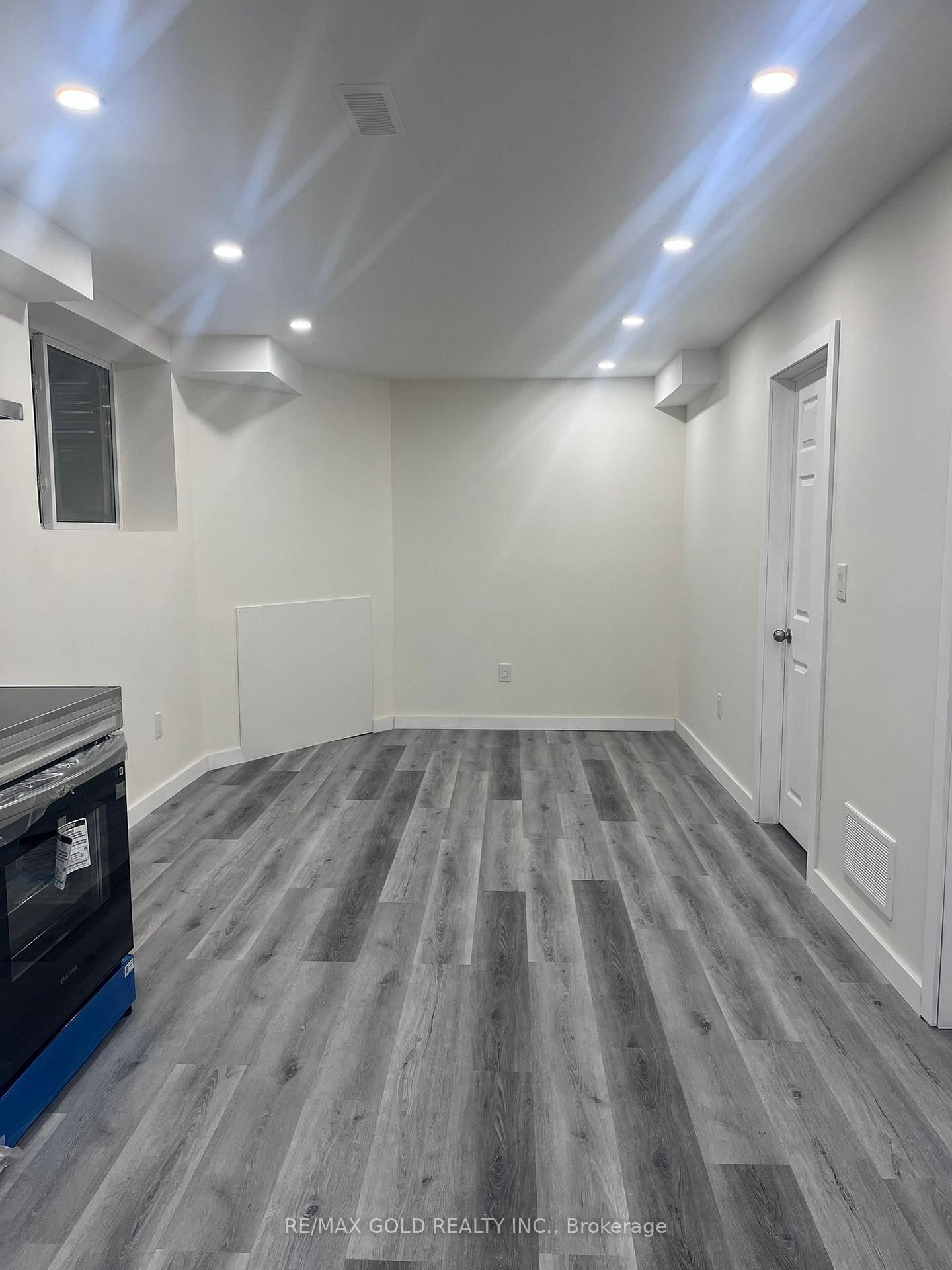 459 Bergamot Avenue - Photo 11