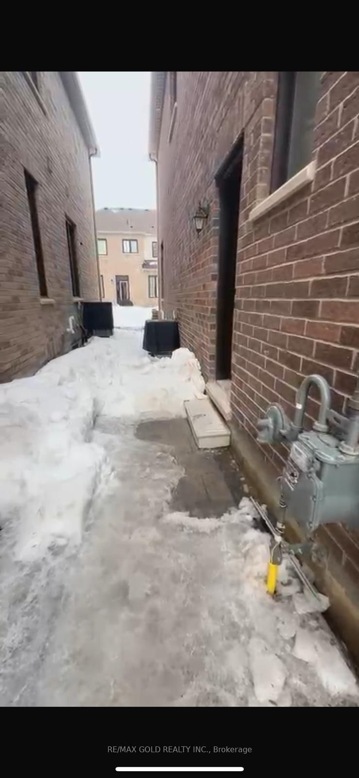 459 Bergamot Avenue - Photo 2