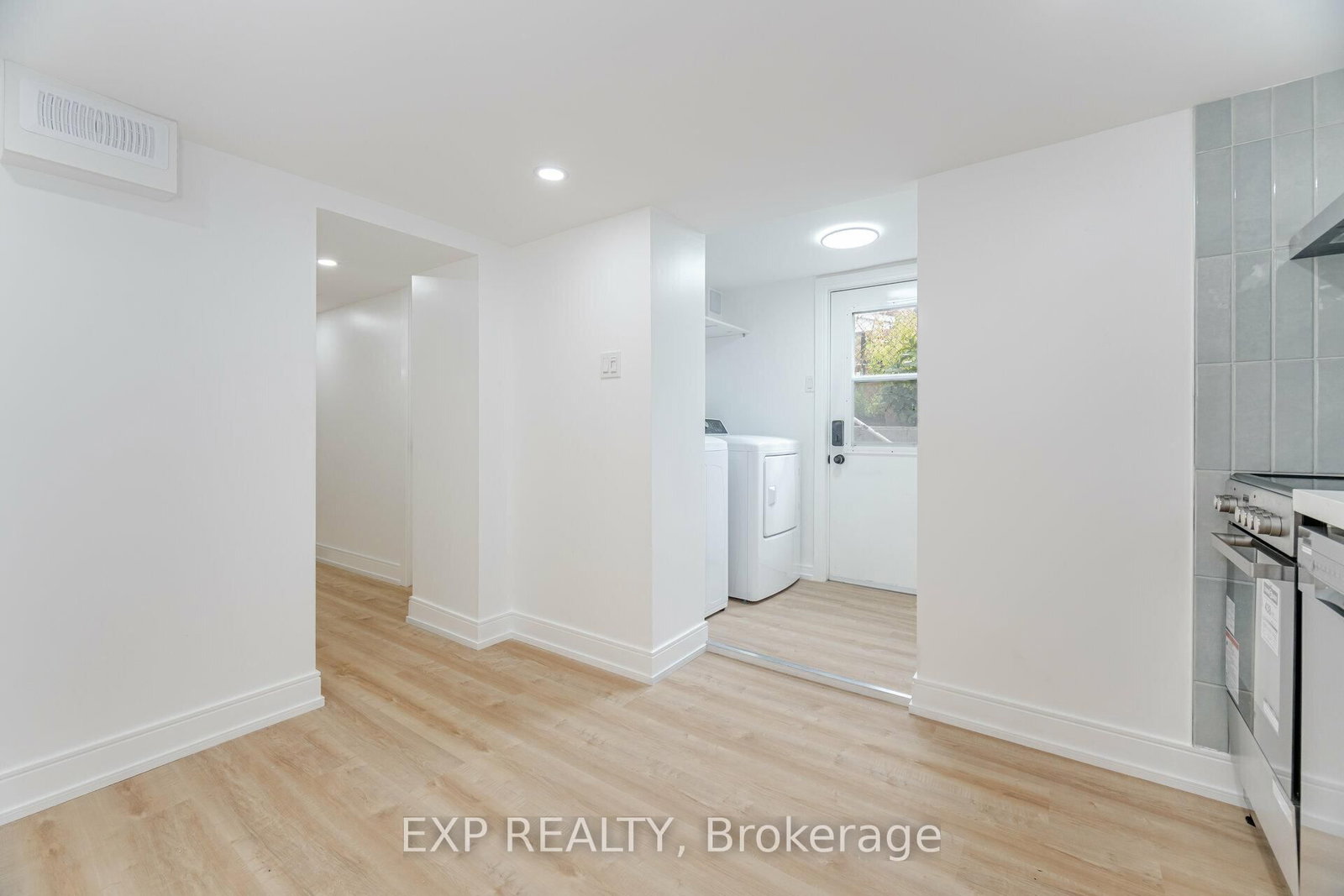 716 Brock Avenue, Unit B - Photo 9