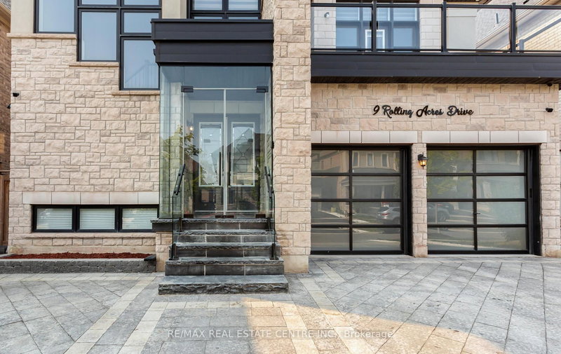 9 Rolling Acres Dr, Brampton, L6X 5P3 | Image 3