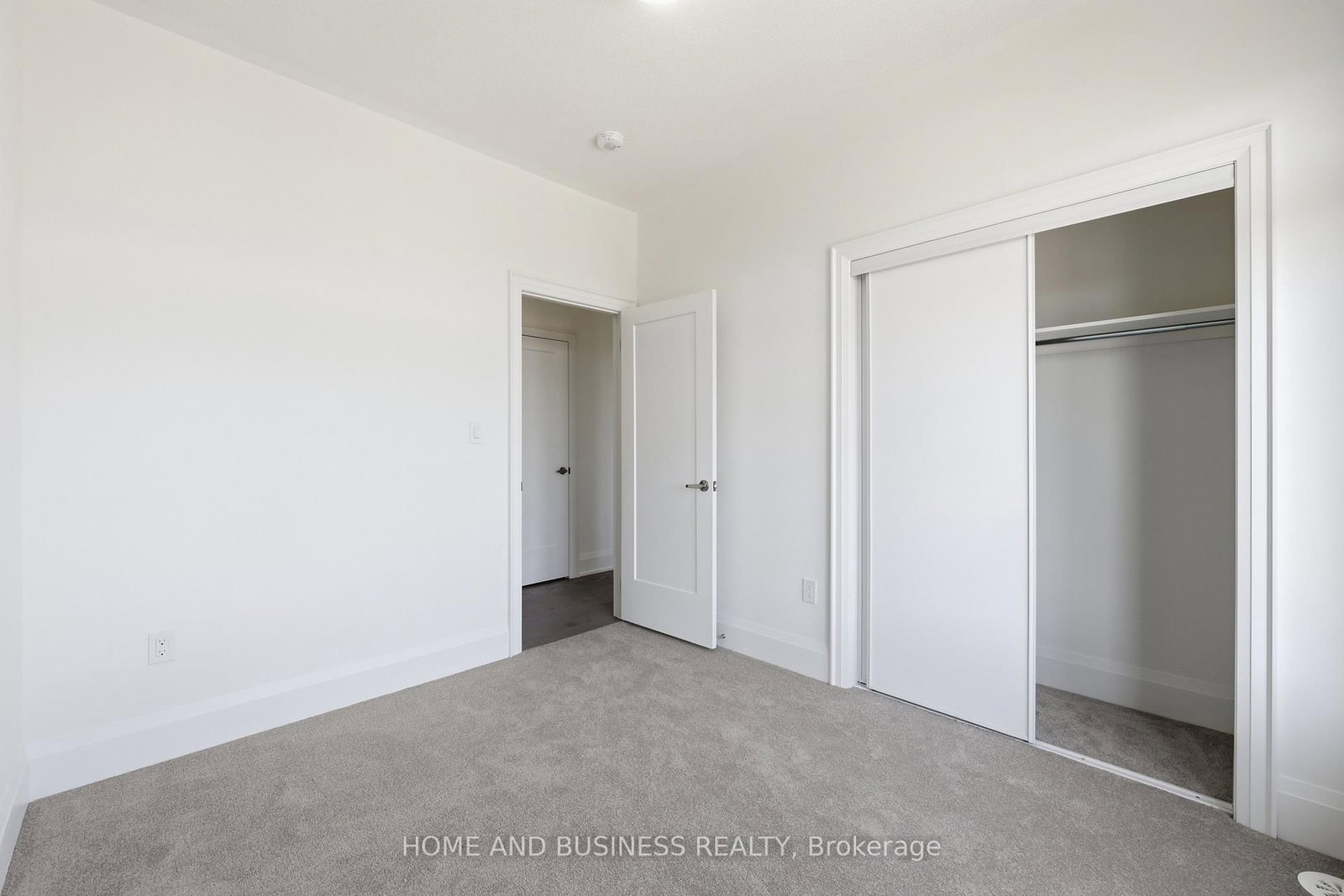 75 Jack Bowerbank Boulevard - Photo 25