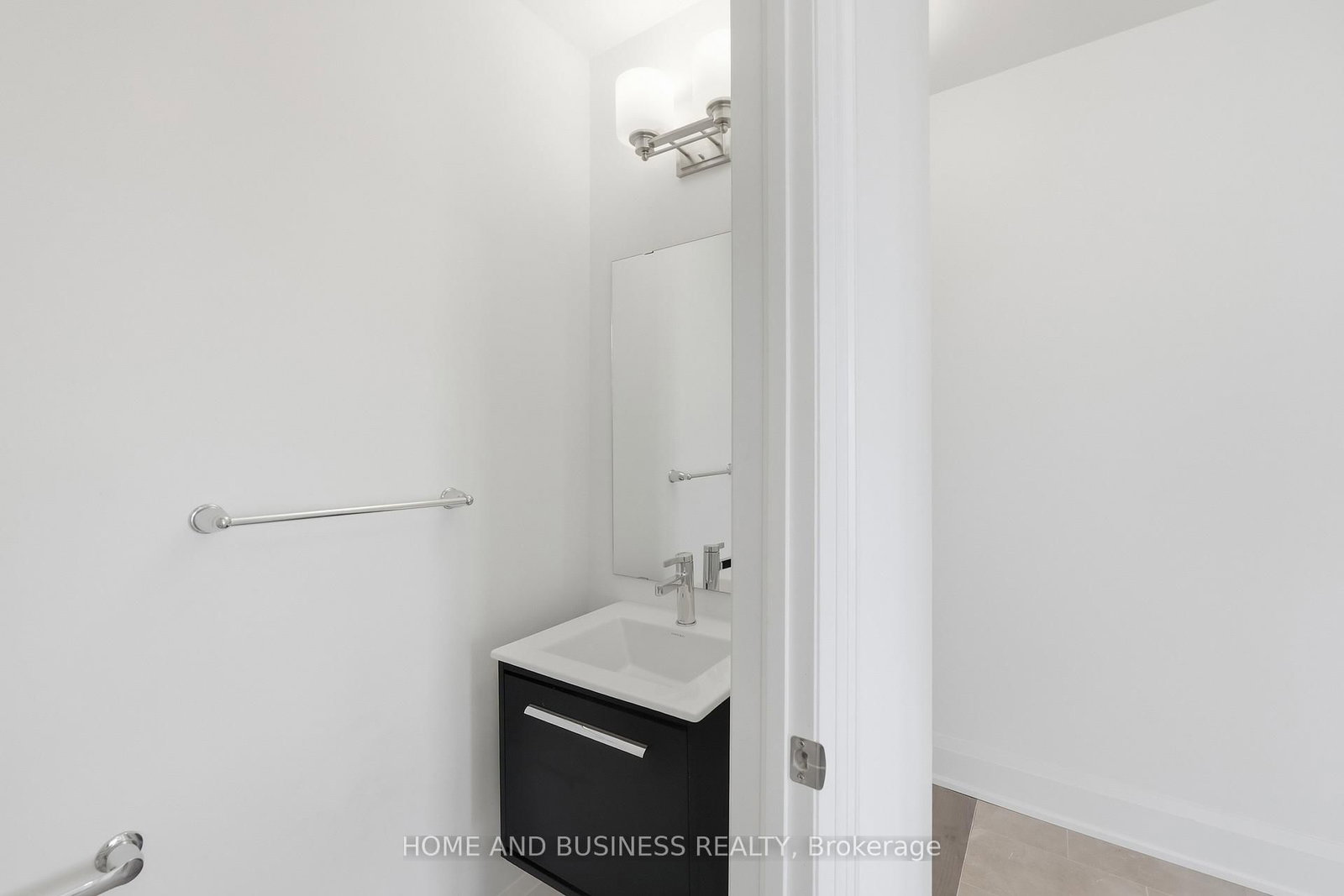 75 Jack Bowerbank Boulevard - Photo 27