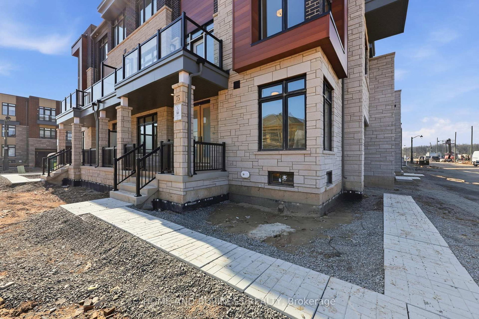 75 Jack Bowerbank Boulevard - Photo 3