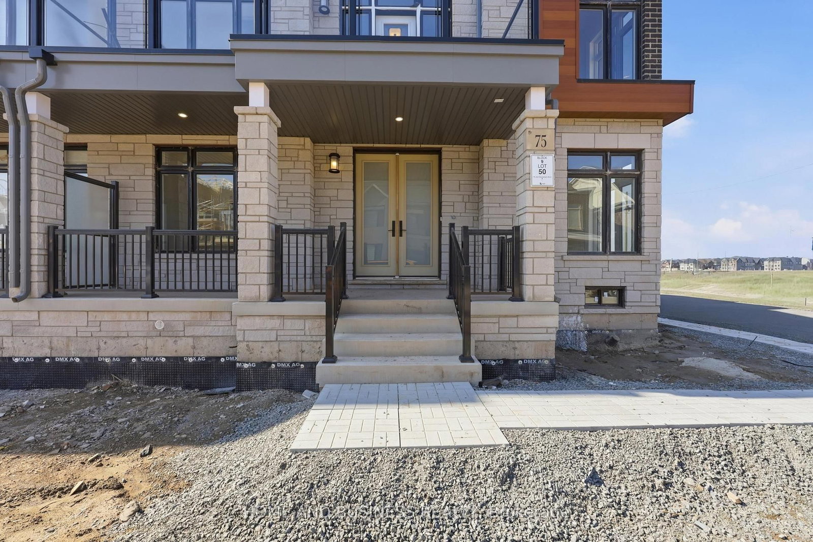 75 Jack Bowerbank Boulevard - Photo 5