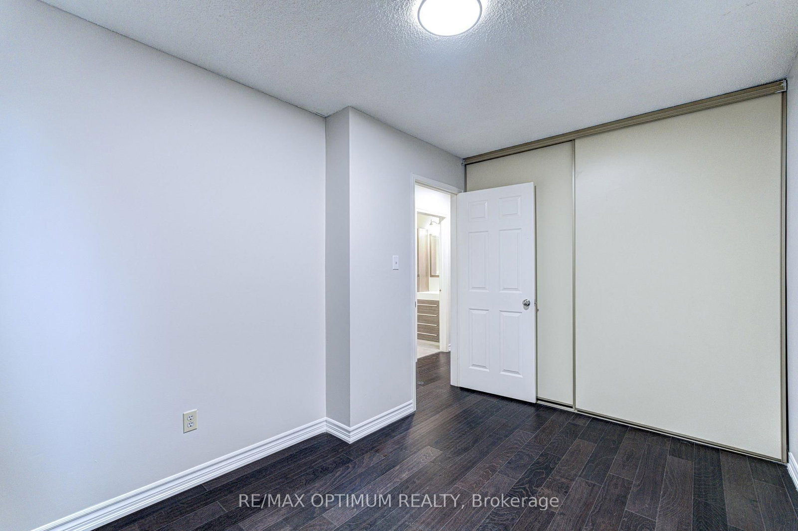 Detached House for sale at 15 Rosebud Avenue, Brampton, Ontario, L6X 2W4 - Brampton West - MLS: W12977912