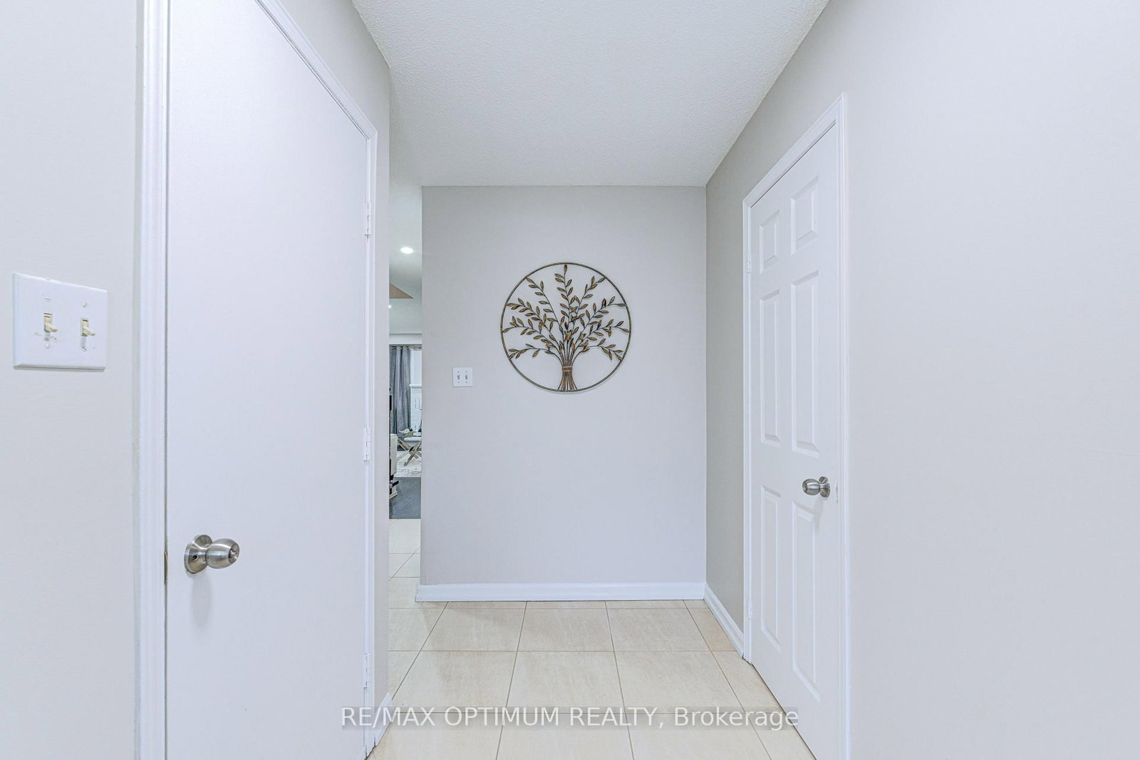 Detached House for sale at 15 Rosebud Avenue, Brampton, Ontario, L6X 2W4 - Brampton West - MLS: W12977912