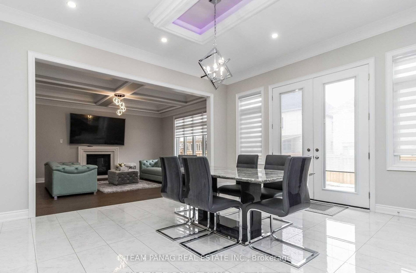 Detached House for sale at 5 Anatolia Street, Brampton, Ontario, L6P 4L3 - Toronto Gore Rural Estate - MLS: W12977938