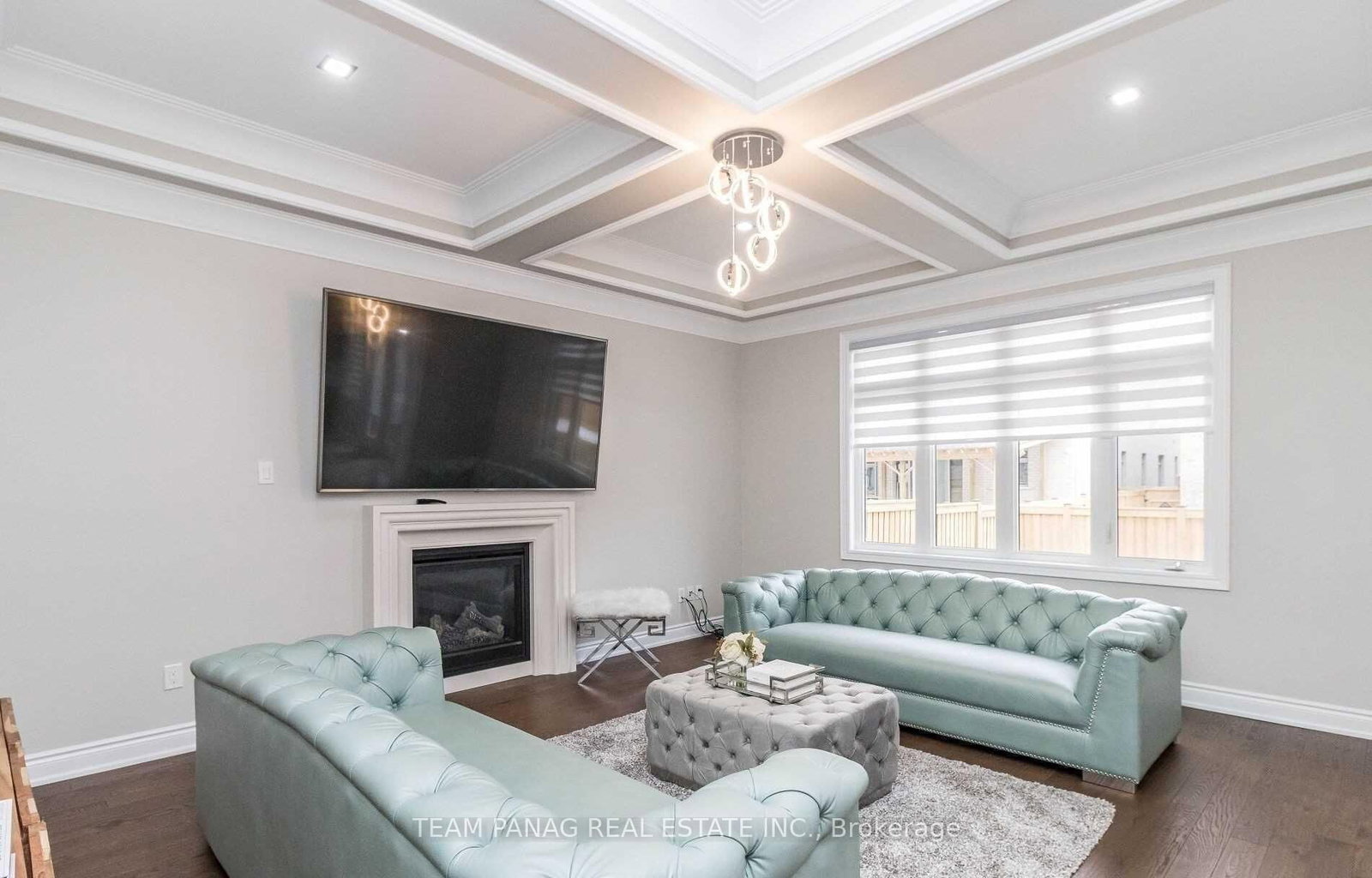 Detached House for sale at 5 Anatolia Street, Brampton, Ontario, L6P 4L3 - Toronto Gore Rural Estate - MLS: W12977938