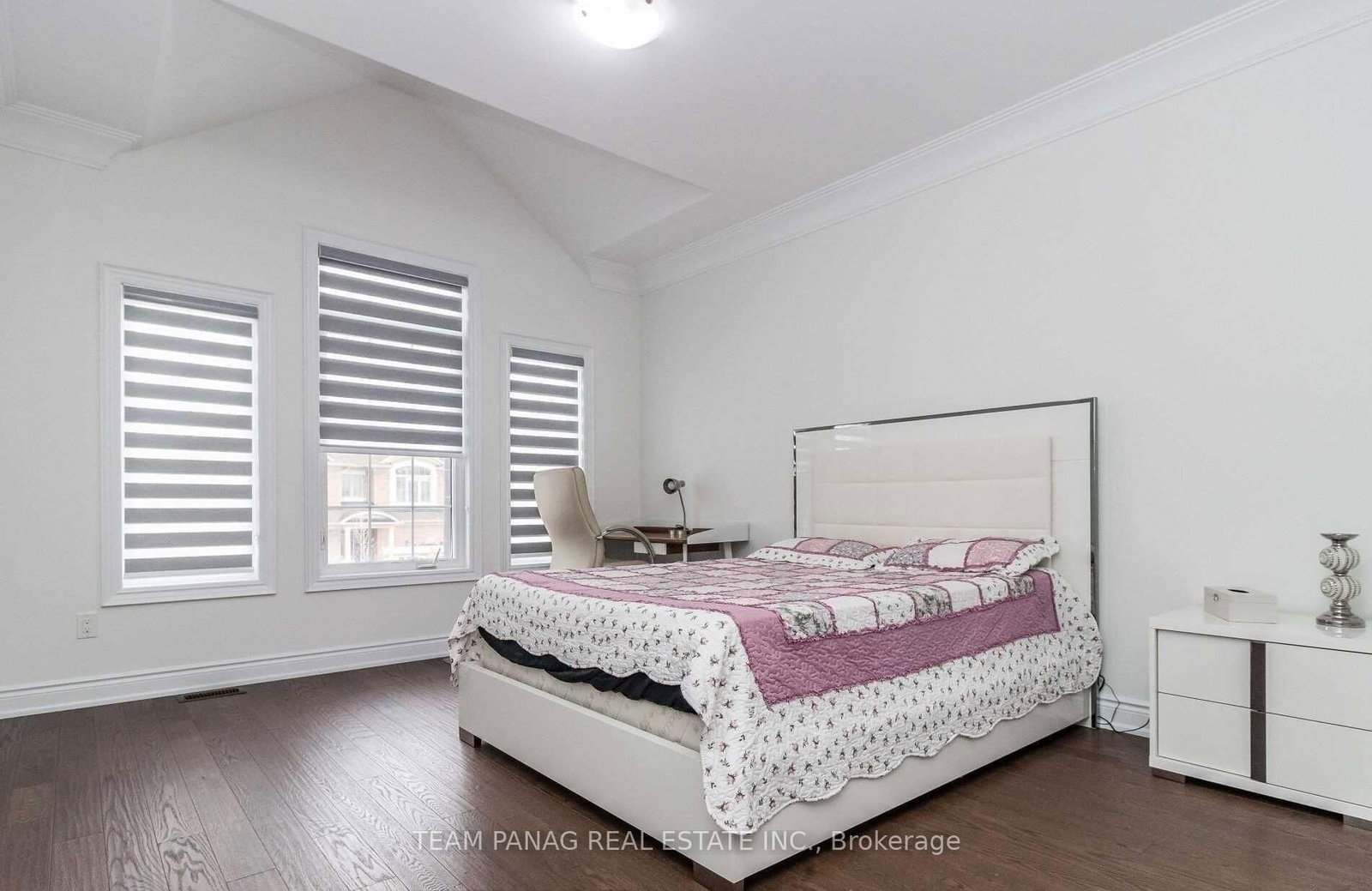 Detached House for sale at 5 Anatolia Street, Brampton, Ontario, L6P 4L3 - Toronto Gore Rural Estate - MLS: W12977938