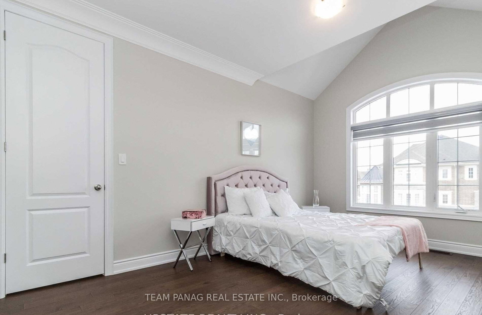 Detached House for sale at 5 Anatolia Street, Brampton, Ontario, L6P 4L3 - Toronto Gore Rural Estate - MLS: W12977938