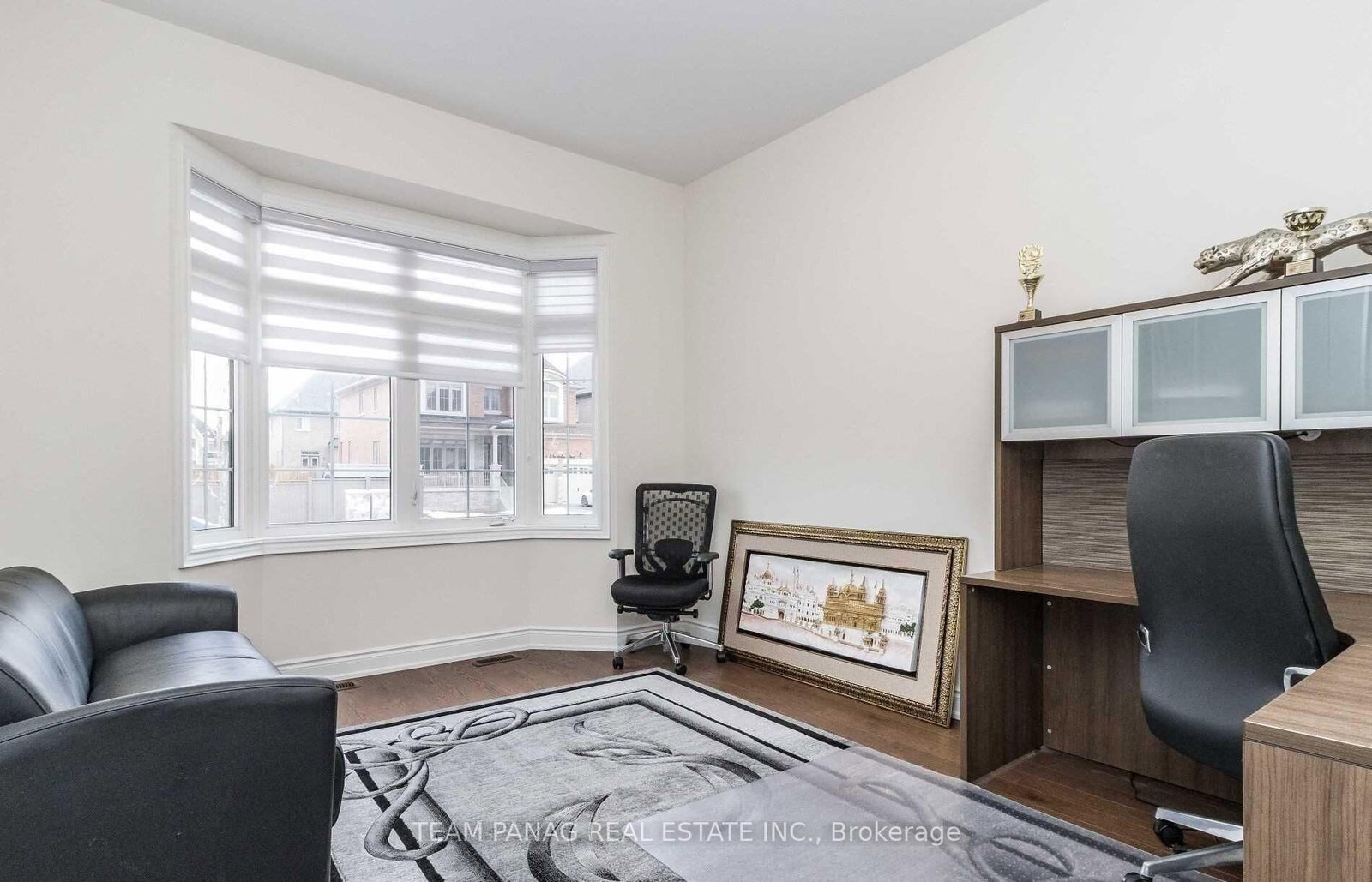 Detached House for sale at 5 Anatolia Street, Brampton, Ontario, L6P 4L3 - Toronto Gore Rural Estate - MLS: W12977938