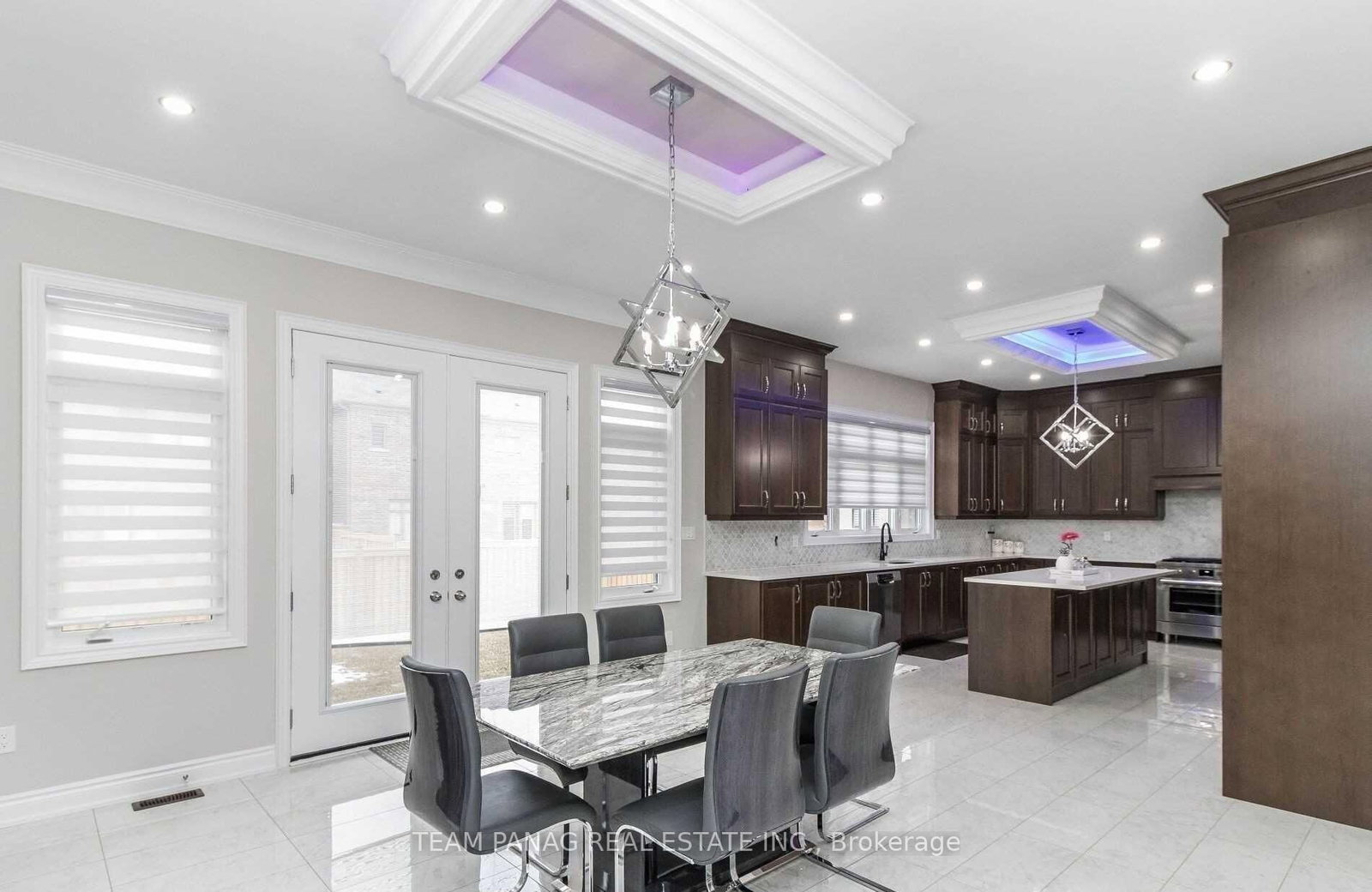 Detached House for sale at 5 Anatolia Street, Brampton, Ontario, L6P 4L3 - Toronto Gore Rural Estate - MLS: W12977938