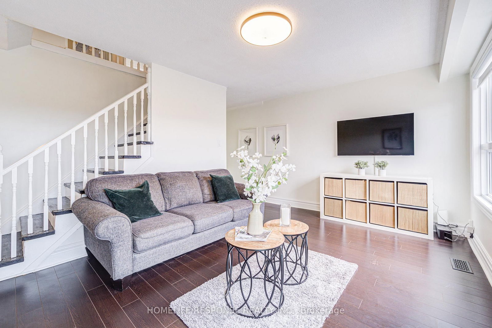 Townhouse for sale at 21 DAWSON Crescent, Brampton, Ontario, L6V 3M5 - Brampton North - MLS: W12977948