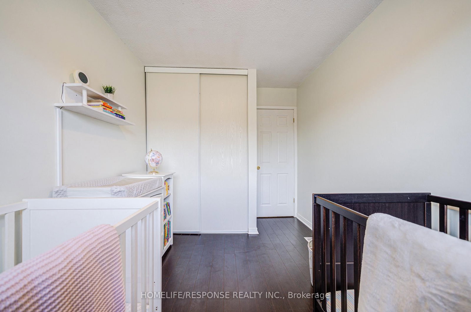 Townhouse for sale at 21 DAWSON Crescent, Brampton, Ontario, L6V 3M5 - Brampton North - MLS: W12977948